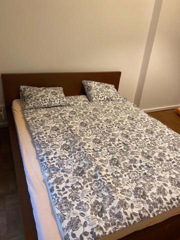 Large 3 Bedroom Family Apartment Close To The River Praga Exterior foto